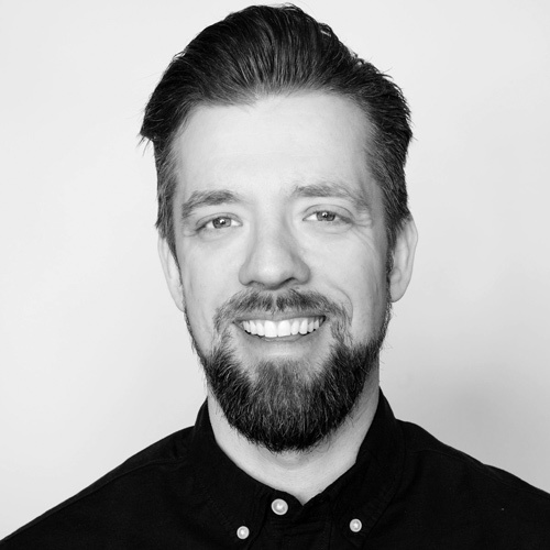 02_Profilbild-Marvin-Herbst-S_W